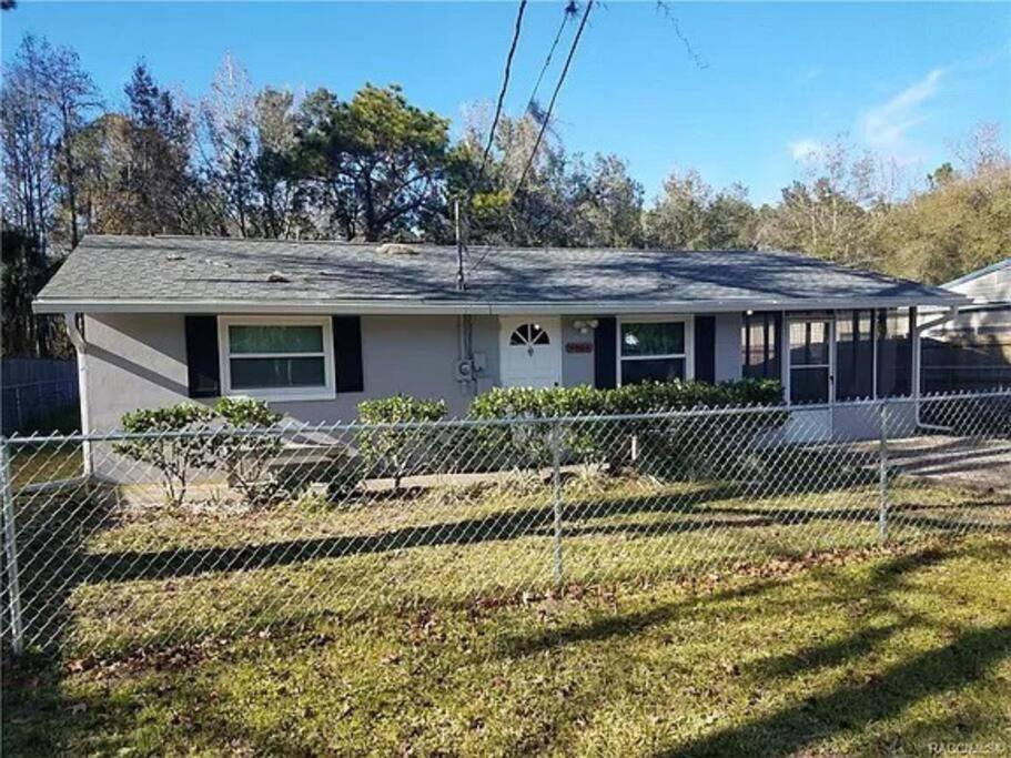 Chazzdoorway 2Rooms 1 Bathroom Homosassa Exterior photo